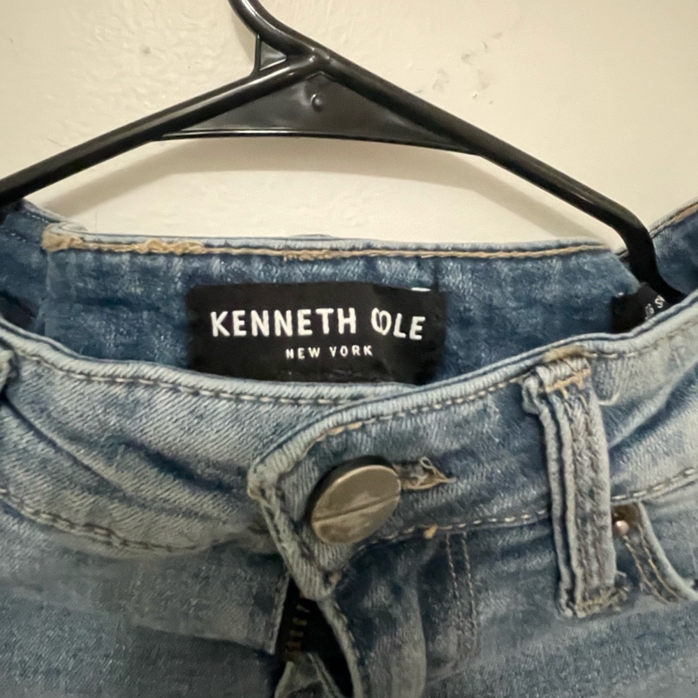 Kenneth Cole - Picture 2 of 2